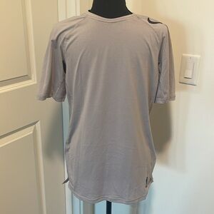 Nike Pro T-Shirt Mens Size M, Silver, Dri-Fit Short Sleeve Pullover Crewneck
